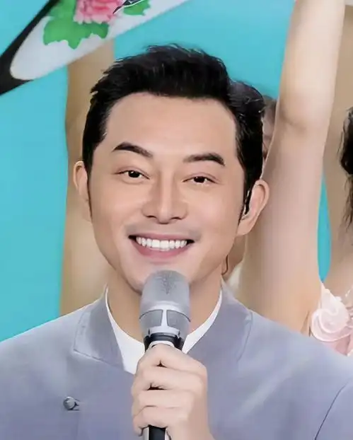 看了沙溢和李晨的近照,才知道清爽和油腻的区别