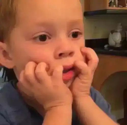 男人都喜欢素颜教你一招变白素颜女神王丽坤的美白秘密请笑纳