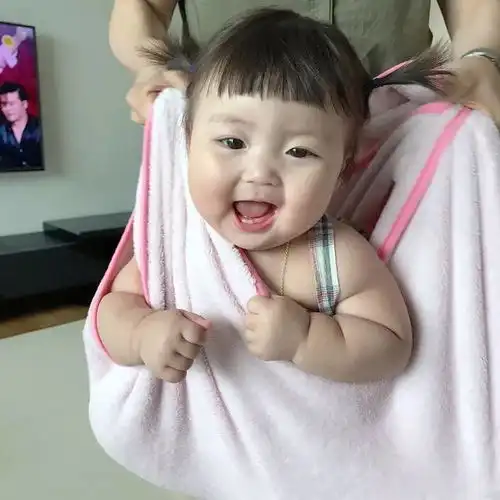 她长了一张屁股脸,拍照却萌哭百万人韩国小萝莉让你看完又想生女儿了