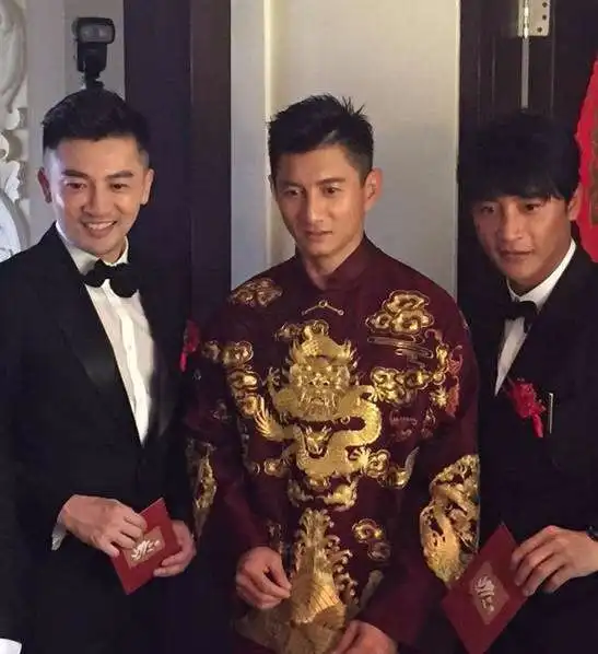 44岁苏有朋老婆近照,没看上林心如原来有理由