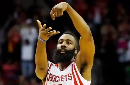 哈登如果下赛季重回火箭效力,那么他有望实现这4大壮举
