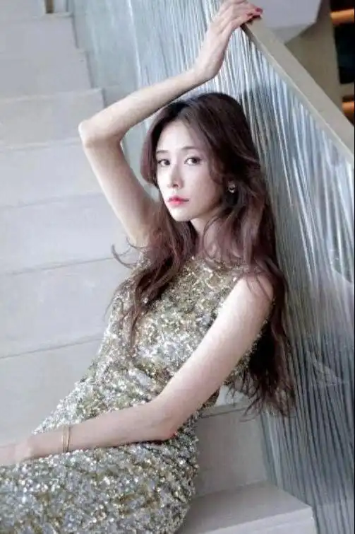 各种妩媚表情包亮片