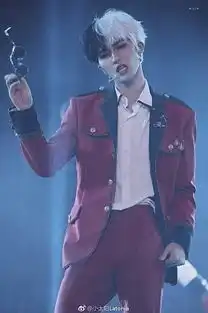 有那些小可爱有朱正廷的表情包或者好看点的图啊最好是高清的