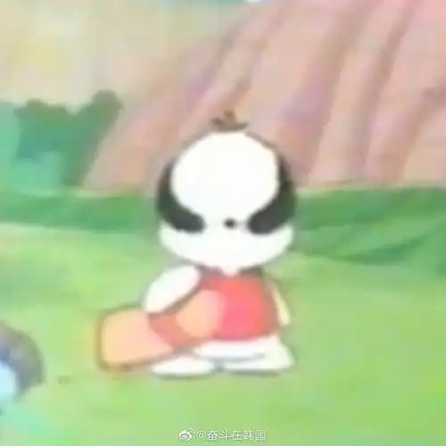 可爱住了帕恰狗哭的时候使用耳朵擦眼泪