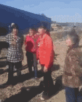 搞笑动图大妈吵架表情包