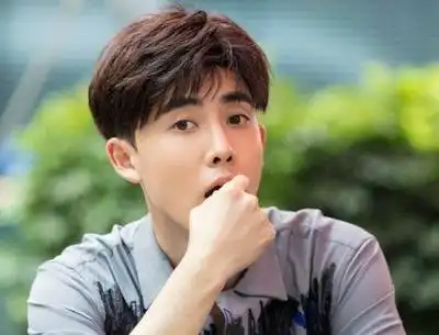 你喜欢张睿演的五阿哥吗