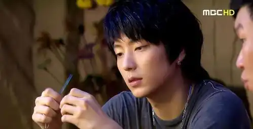 首播飙到9.0,杀人犯丈夫与刑警妻子对决,李准基笑容让人后怕