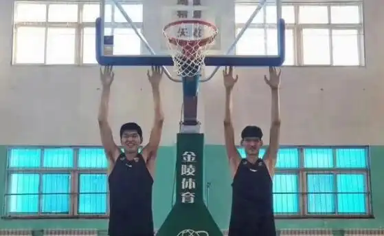 cba第2个姚明来了,广东杜峰或重金抢人,三冠王稳了