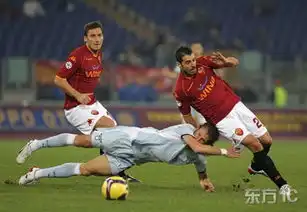 周末足坛搞笑瞬间小罗被球砸中表情诡异