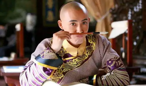 从前途无限的五阿哥,到靠卖烧烤为生,张睿到底怎么了