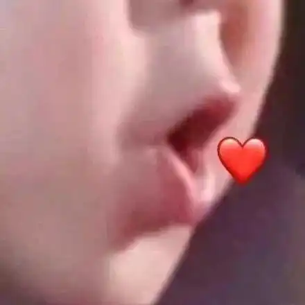 分享最新的撩男朋友聊天套路