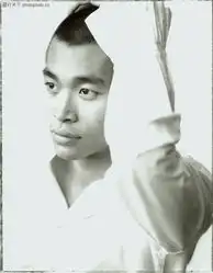 自己人像动态表情包生成