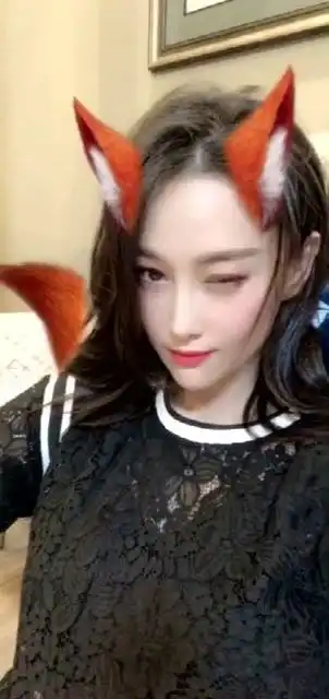 各种妩媚表情包张馨予