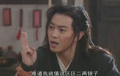 原定演员意外辞演,导演让满口东北语调的他救场,不料成就了经典