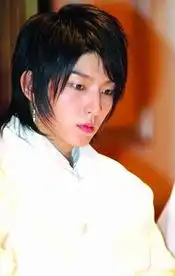 昨日上海走秀李俊基也是荣迷