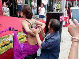 喂他是给你生不出孩子的,认错人了