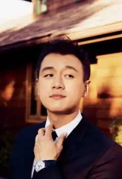 佟大为帅气发型演绎成熟型男魅力