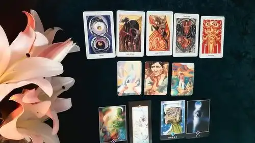 塔罗牌占卜表情包开花结