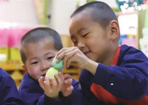 文化亮春光文明更入心