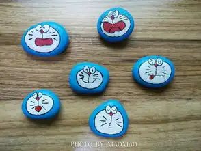 叮当猫表情包石头绘画
