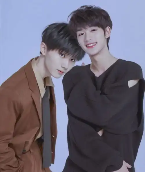 50张祺鑫文轩翔霖出圈神图,我不信你不爱