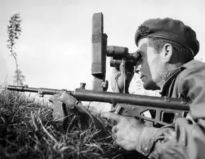 普通二等兵竟亲手设计出澳军首款冲锋枪还被称为丛林战最佳枪械