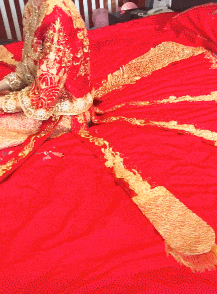 搞笑gif东北妹子这暴脾气,大兄弟出门记得要保护好自己