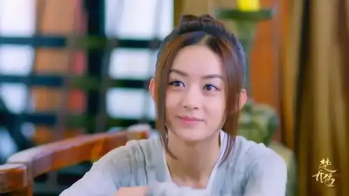 楚乔接到两盒礼物,结果燕洵耍了个心机,楚乔这表情太逗了