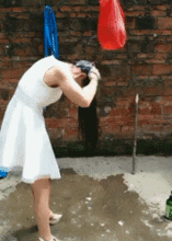 爆笑gif动态图只有冬天才能体会到这种没有一丝丝防备的痛