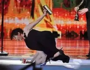 花式炒作陈乔恩花妆又摔倒蔡依林脸抽筋,刘诗诗孙俪真没文化