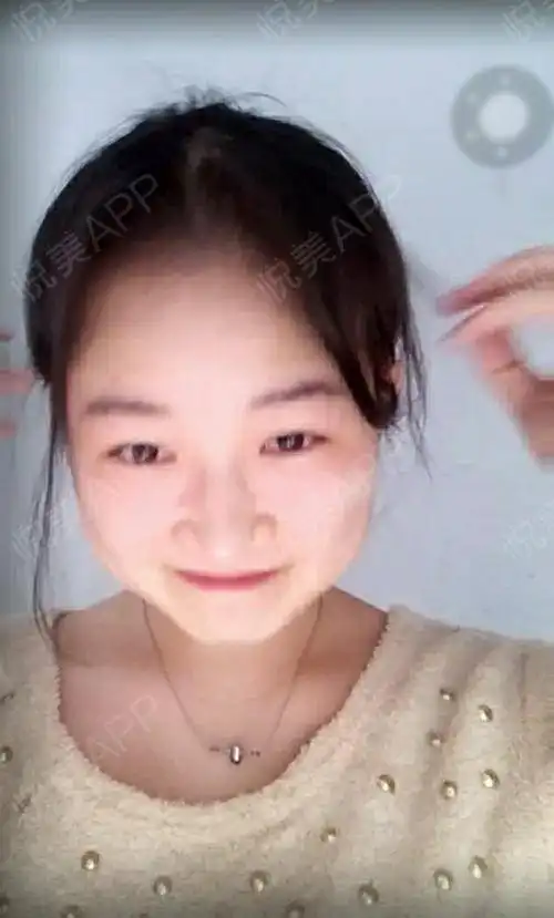 表情包女孩脸很胖瘦脸