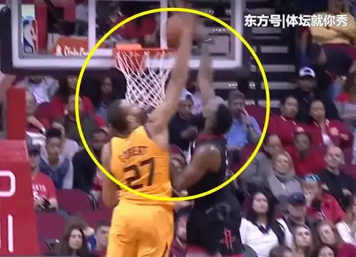 哈登隔扣2米16大中锋,1万8千名球迷嗨翻,谁留意保罗的表情