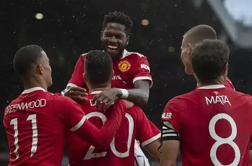 曼联又要陪跑专家团无人看好他们夺冠,一豪门或能和曼城掰手腕