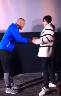 向佐电影首映被扇巴掌,表情瞬间僵硬太尴尬,郭碧婷默不作声