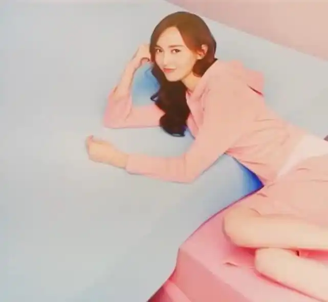 唐嫣卖鞋硬夸一胖姑娘很漂亮脸上表情让姑娘瞬间觉得她在拍马屁