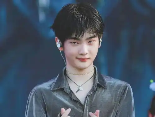 表情土味风周震南,表面可爱,实际却是移动的表情包表情
