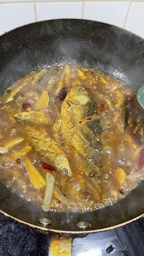 一天就一口剩下全是小鱼