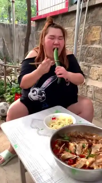 减肥需要仪式感,小姐姐太逗了