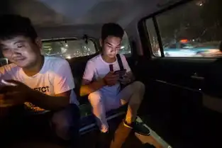 谷雨影像杭州发际线男孩小吴,爆红后90天的真实生活