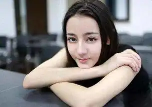 十年前的迪丽热巴鹿晗你们见过吗