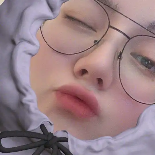 迪丽热巴2020年最后一张自拍